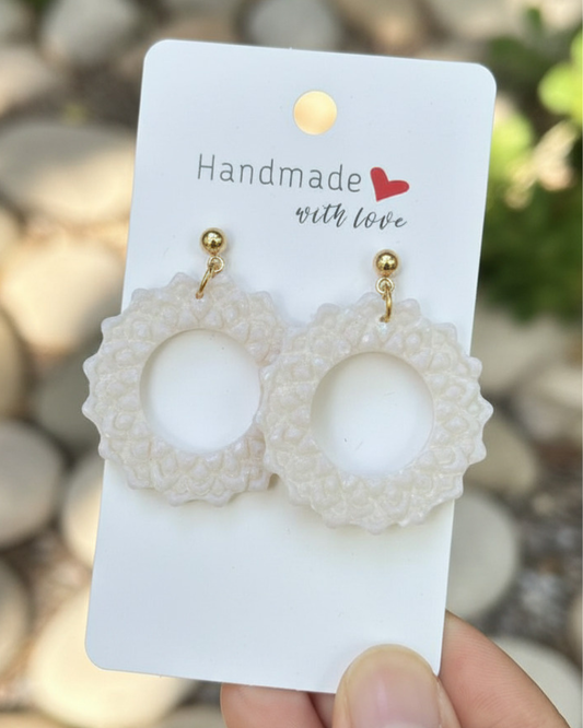 Mandira in Opal