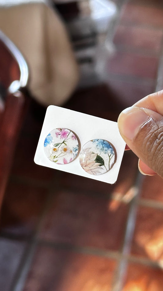 Lihini Studs