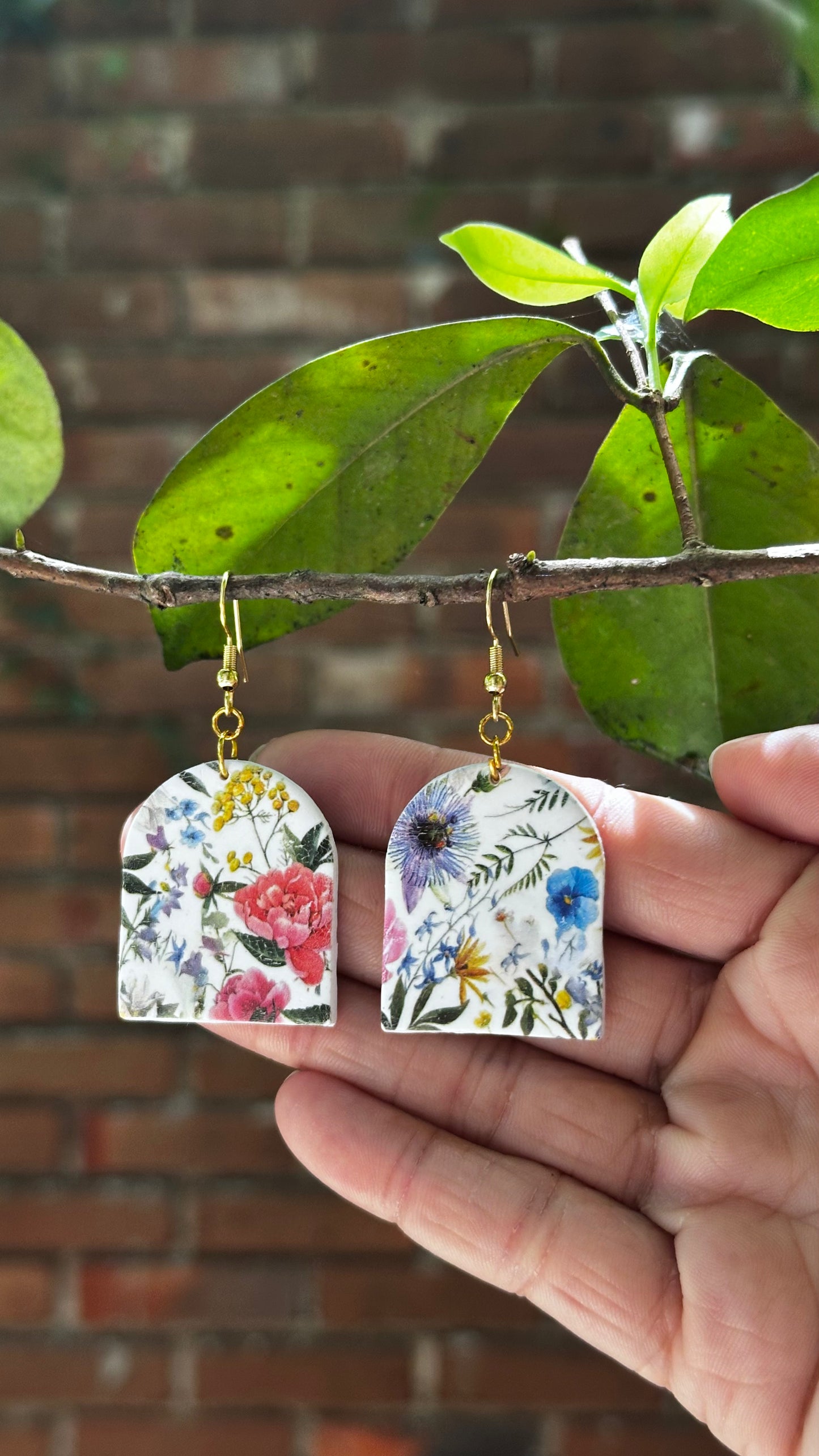 Mal Kumari මල් කුමාරි