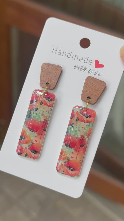 Poppy Dangle